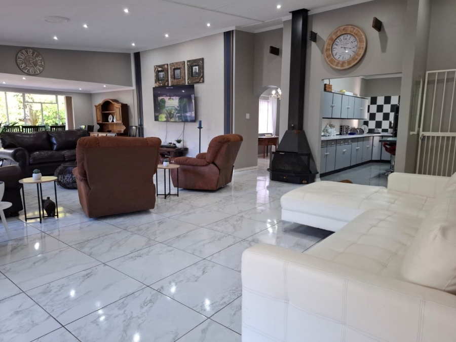 4 Bedroom Property for Sale in Fichardt Park Free State